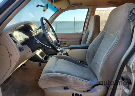 1997 Ford Explorer from USA, damaged, VIN 1FMDU35P1VZA49574